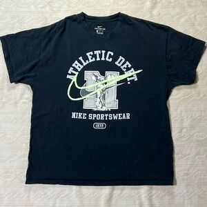 Nike tee‎ shirt